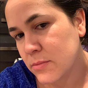 Meet your Posher, Raquel